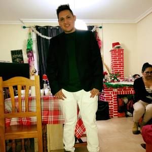 Meet your Posher, Luis